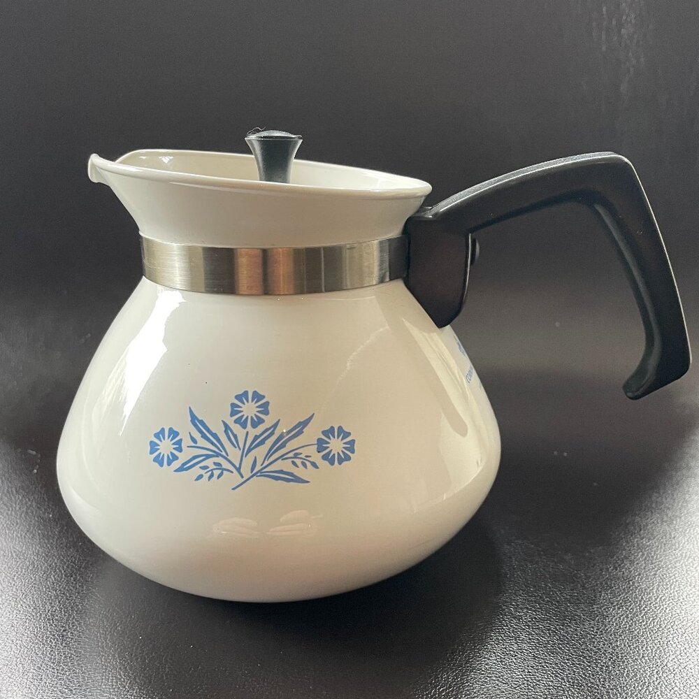Vintage Corning Ware 6-cup Teapot: Blue Cornflower P-104, Metal Lid